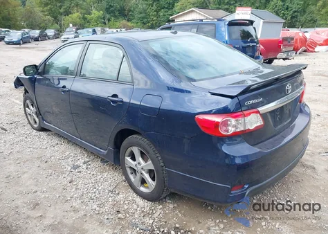 2012 Toyota Corolla S z USA, uszkodzony, nr VIN 2T1BU4EE4CC869137